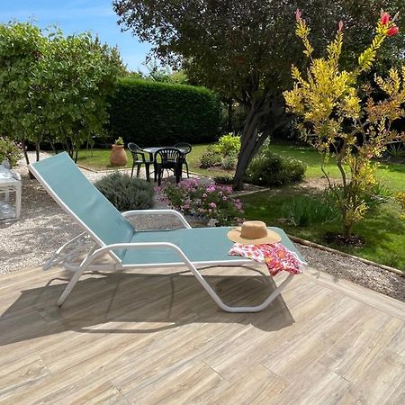 Appartement Rez De Villa Proche Port Et Plages De Sanary Esterno foto