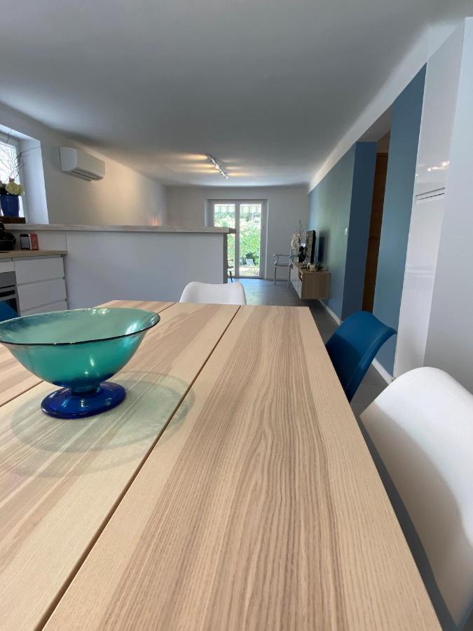 Appartement Rez De Villa Proche Port Et Plages De Sanary Esterno foto