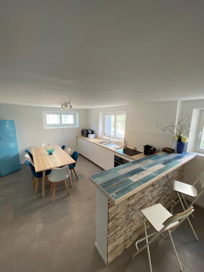 Appartement Rez De Villa Proche Port Et Plages De Sanary Esterno foto