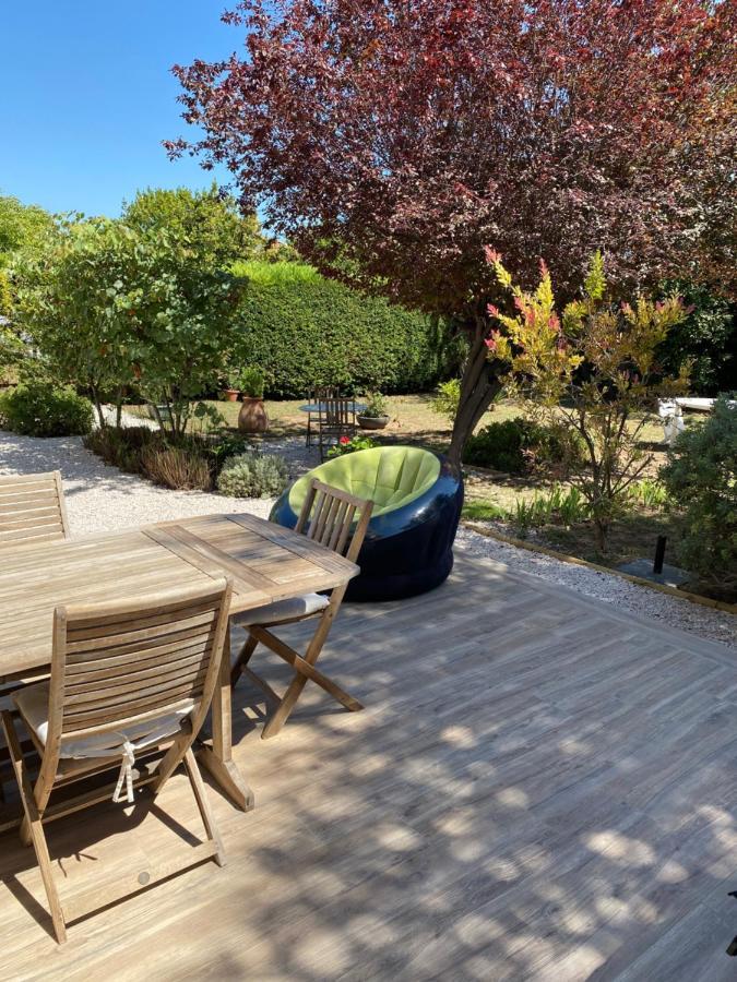 Appartement Rez De Villa Proche Port Et Plages De Sanary Esterno foto