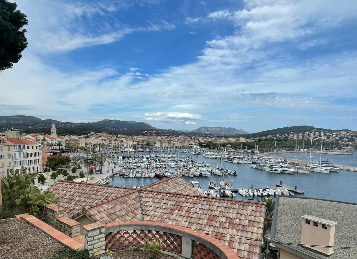 Appartement Rez De Villa Proche Port Et Plages De Sanary Esterno foto